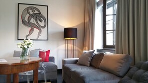 TV, stereo - Show map Torun Apartment (Torun)