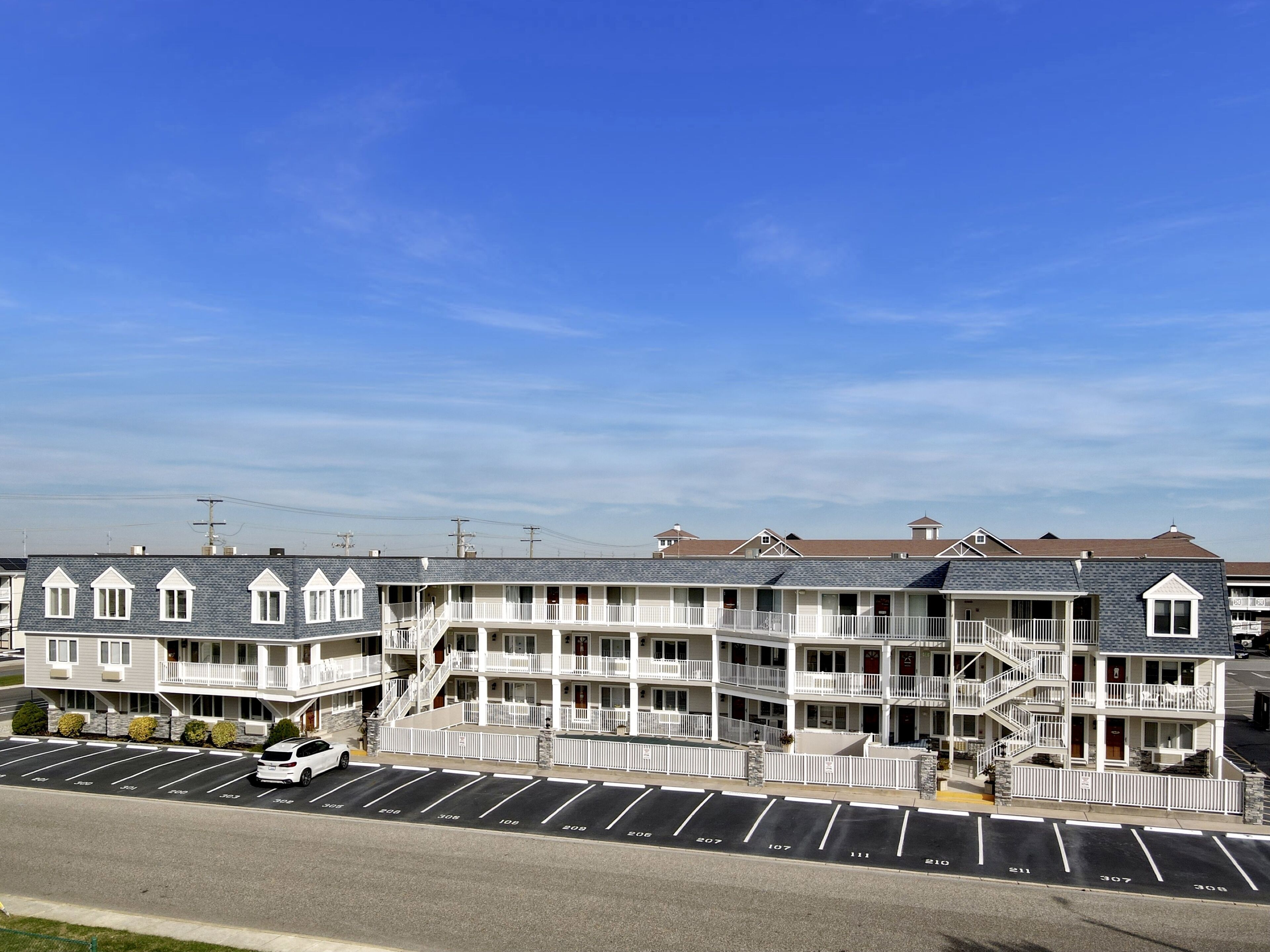 Nicely appointed two bedroom air conditioned Merrimac Condominium offering beachblock location