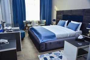 Superior Room | In-room safe, desk, iron/ironing board, free cots/infant beds - Supreme Hotel Baku (Baku)