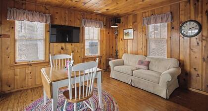 Ken's Kabin - Ein Schlafzimmer Haus, Schläft 4