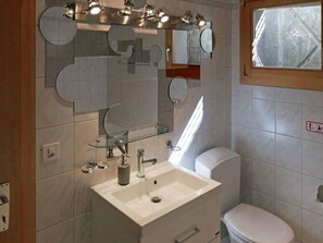 Hair dryer - Stunning private villa for 6 guests with WIFI, TV and terrace (Basse-nendaz)