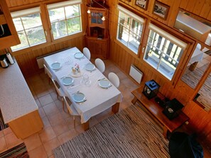 Dining - Stunning private villa for 6 guests with WIFI, TV and terrace (Basse-nendaz)