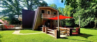 Walking Distance to Klay Winery & Distillery with Hot Tub! 