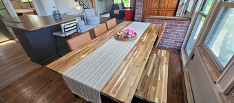 Walking Distance to Klay Winery & Distillery with Hot Tub! 