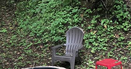 At the Woods-3 BR Pet Friendly