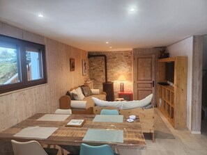 Interior - Single-storey apartment in a detached chalet (Les Gets)