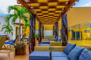 Terrace/patio - Lunada Condo by BRIC Vacation Rentals in Playa del Carmen - 2 bedroom! (Playa del Carmen)