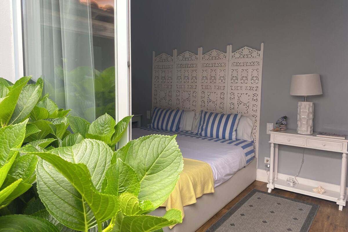 7 Fetos - Double Room, Balcony, Garden View | 1 soverom, memory foam-senger, safe på rommet og strykejern/-brett