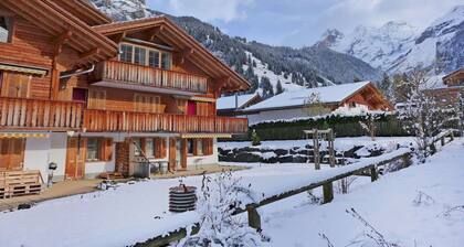 Bel appartement pour 6 personnes avec WIFI, TV, terrasse et vue panoramique