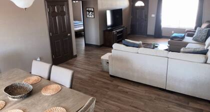 new,decorated, snow bird contact for winter stays