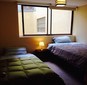 2 bedrooms, internet