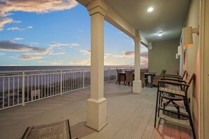 Outdoor dining - Emerald Belle - Gulf Front Home with Ocean Views & Spacious Deck (Miramar Beach)