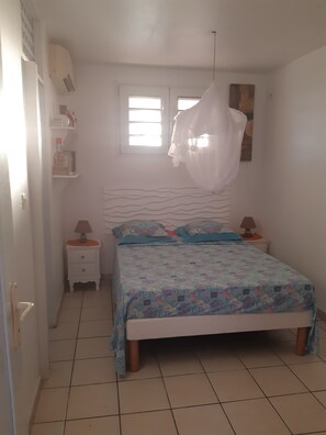 1 bedroom, iron/ironing board, free WiFi, bed sheets