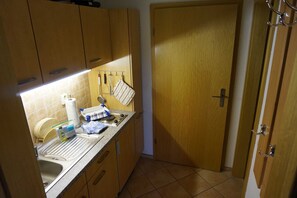 Unclassified image, 4 of 6, button - 2 - Parisee - Sundancer (Ahrenshoop)