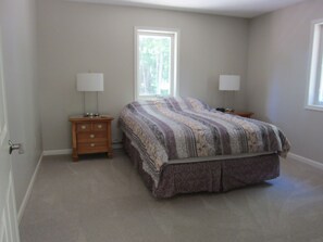 5 slaapkamers, een strijkplank/strijkijzer, wifi, beddengoed