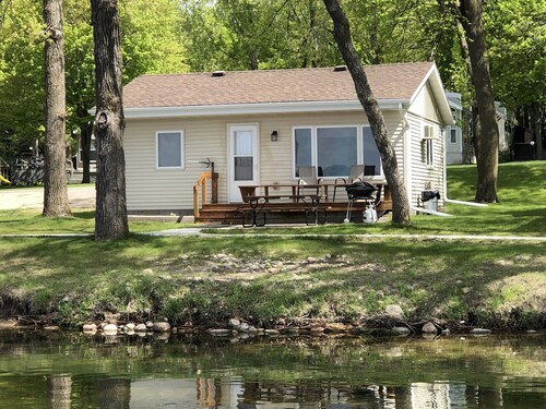 Lake Miltona, MN Weekly Rental Cabin is located right on the beach.