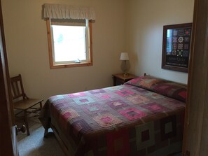 2 bedrooms, bed sheets