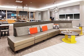 Lobby - SpringHill Suites by Marriott Kansas City Plaza (Kansas City)