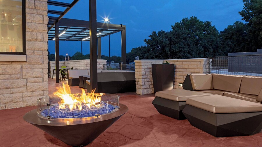 SpringHill Suites by Marriott Kansas City Plaza