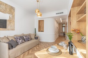 Design Apartment (B) | Living room - Chandakos 8 Design Apartments (Heraklion)