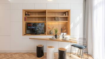 Design Apartment (B) | Living room | Smart TV, Netflix