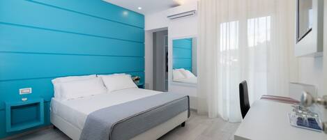 Deluxe Double Room, Garden View (Cabina armadio) | View from room