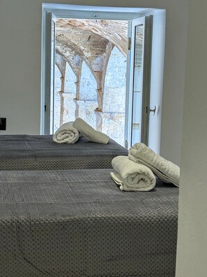 1 Schlafzimmer, Bügeleisen/Bügelbrett, kostenloses WLAN, Bettwäsche