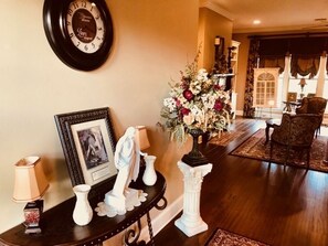 Unclassified image, 5 of 29, button