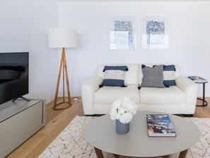 تلفزيون، كُتُب