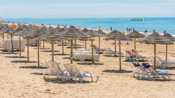 Chaises longues