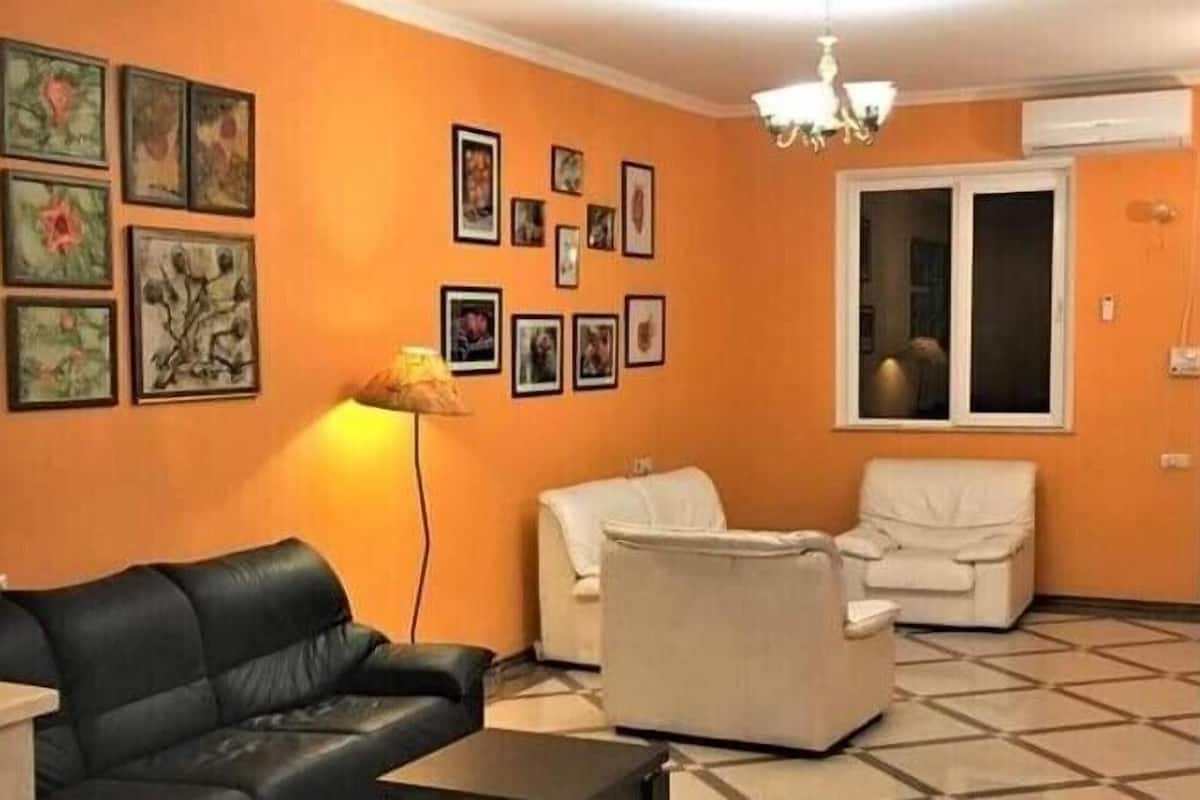 Twin Room, 2 Twin Beds | Lobby