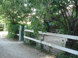 Enceinte de lâhĂ©bergement