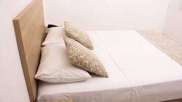 Blackout curtains, free WiFi, bed sheets