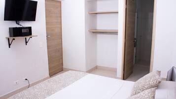 Blackout curtains, free WiFi, bed sheets