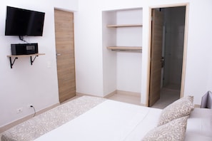 Chambre Standard, 1 lit double | Rideaux occultants, Wi-Fi gratuit, draps fournis