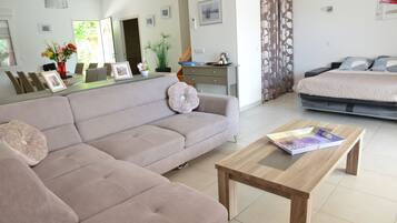 3 chambres, fer et planche Ă repasser, Wi-Fi gratuit, draps fournis