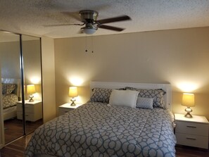 3 chambres, fer et planche à repasser, Wi-Fi gratuit, draps fournis