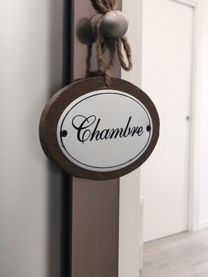 Interior detail - HOME Holiday Caltanissetta (Caltanissetta)