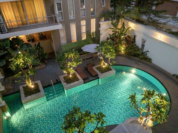 Alberca al aire libre 