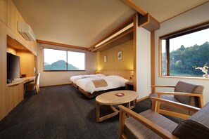 Western-Style Room with Hinoki-Bath - Meigetsu | Down duvets, in-room safe, desk, blackout curtains