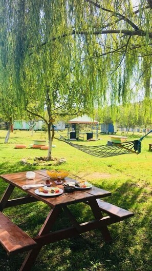 Garden - Ayanikola Pansiyon (Vize)