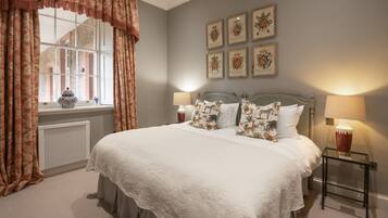 2 bedrooms