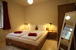 2 slaapkamers, reisbedje, gratis wifi, beddengoed
