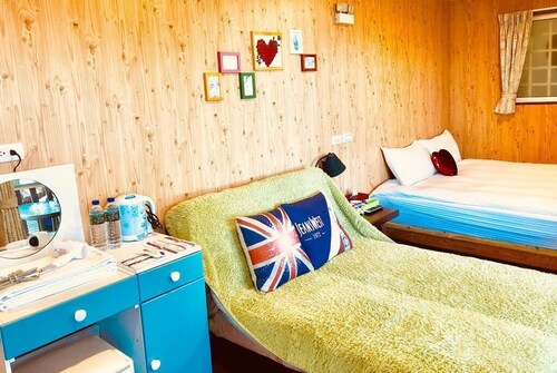 QingJing love mountain city homestay