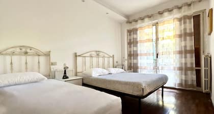 N175 - Numana, two-room apartment with porch