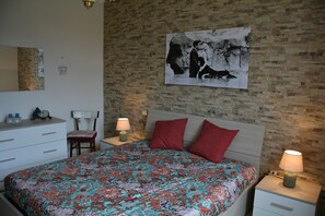 3 Schlafzimmer, Bügeleisen/Bügelbrett, WLAN, Bettwäsche