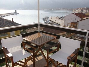 Outdoor dining - Holiday apartment Adriatic Sea at 50 m (Baška)