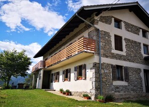Exterior - Luxury apartment in a family country house on top of  the hill (Tolmin)