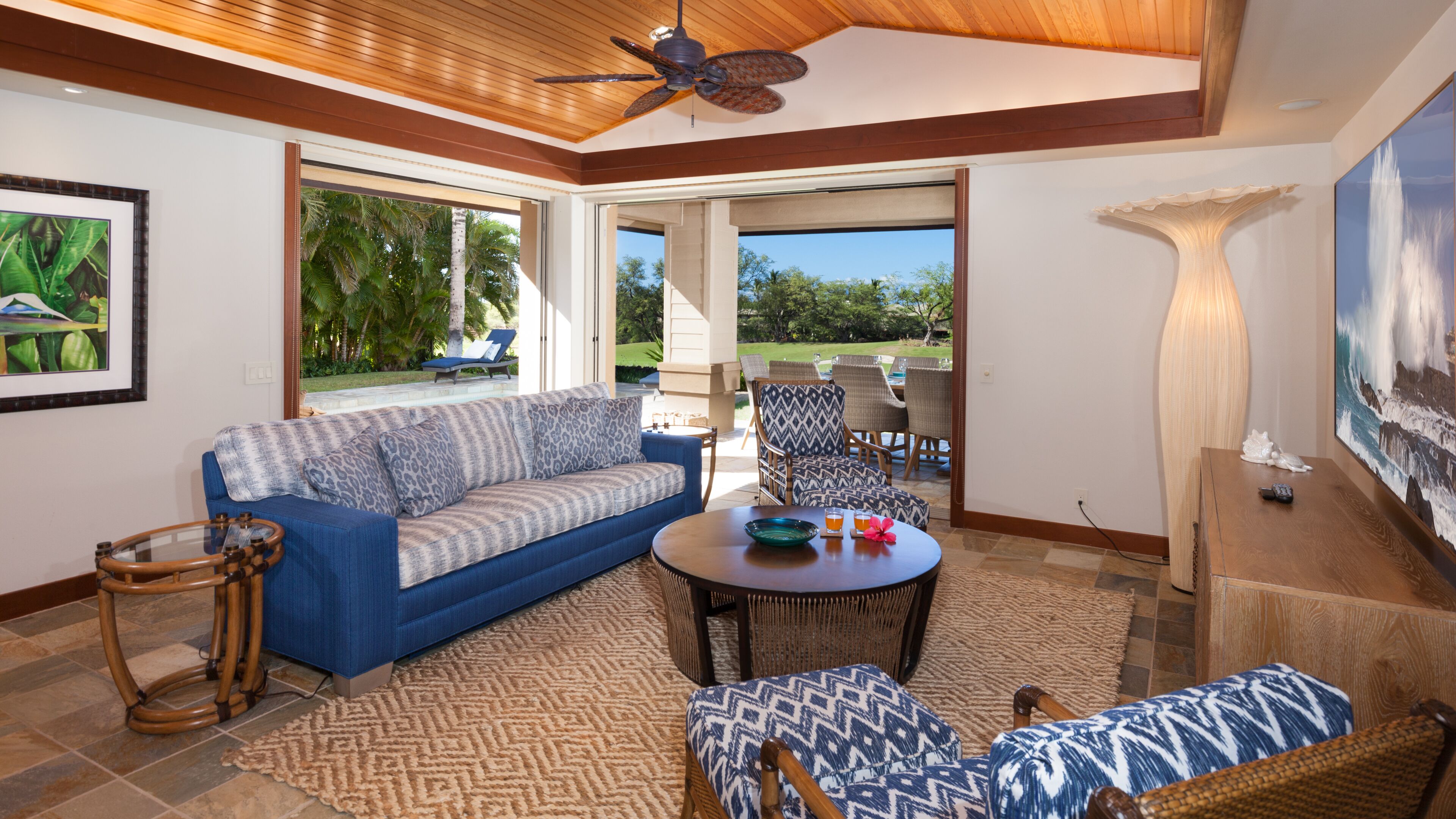 Smart TV, offices, computer monitors