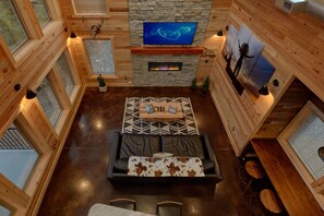 Televisión, chimenea y reproductor de DVD 